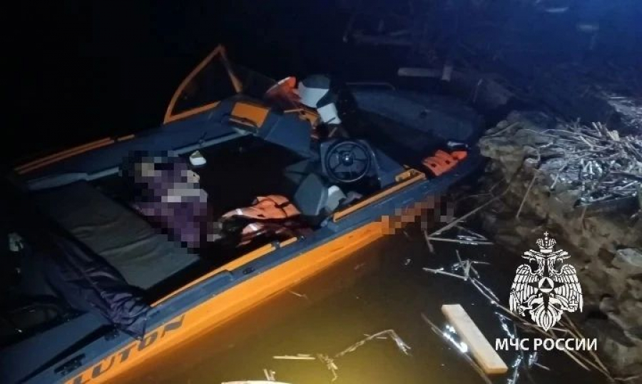 На Каме лодка врезалась в пирс: одна женщина погибла, четверо пострадали