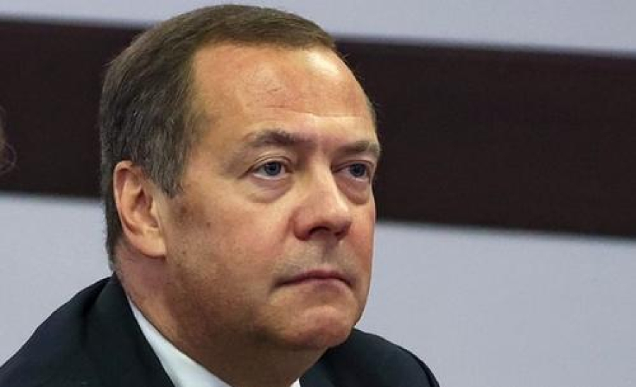 Медведев: ничего надежнее ядерного оружия для защиты суверенитета не придумано