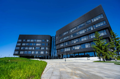 Высшая школа нефти вошла в топ лучших вузов страны