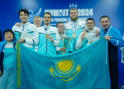 Казахстанские шпажисты стали чемпионами Азии в Кувейте