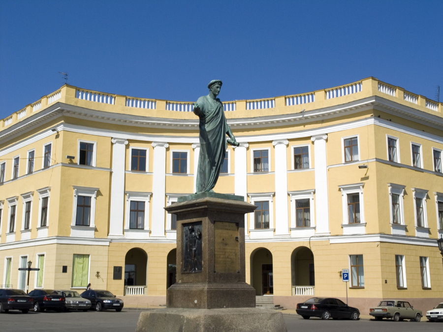 Одесский спецназ устроил задержания со стрельбой в городе