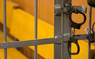 Избил и выбросил с балкона: в Петербурге мигрант вышвырнул собутыльника с девятого этажа