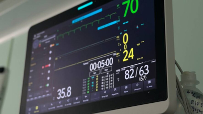 Инфаркт, тампонада, схлопнувшиеся легкие: как врачи РКБ Татарстана вытащили пациентку с того света 27/03/2026 &ndash; Новости