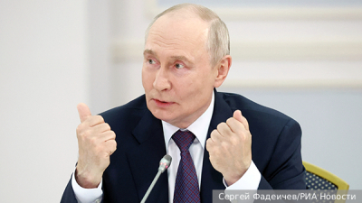 Путин призвал ускорить разработку технологий будущего в России