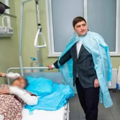 В Нижнекамске выписали из больницы уборщицу, на которую напал школьник в лицее