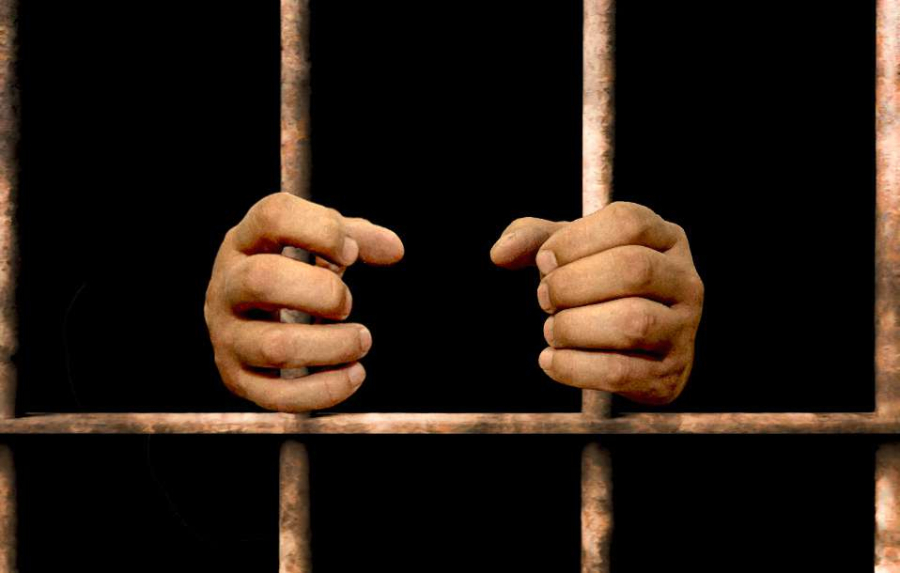 Телевизор по ночам и отказ от формы: зачинщиков тюремного бунта осудили в Туркестанской области