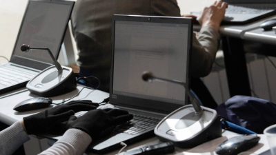 "Вы можете заработать на нейросети": мошенники начали использовать новую схему обмана &ndash; подробности 10/03/2026 &ndash; Новости