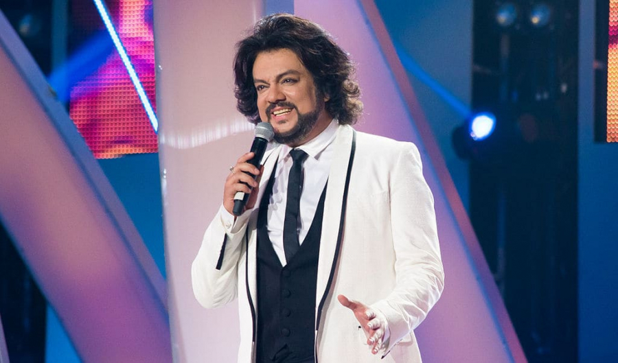 Дети Киркорова получают карманные деньги за уборку участка