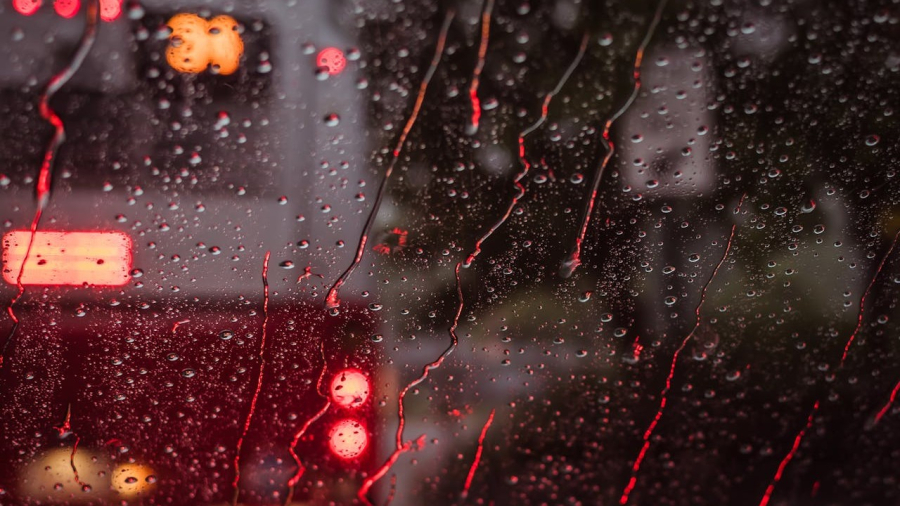 Дожди, грозы, град и шквал ожидаются в Казахстане