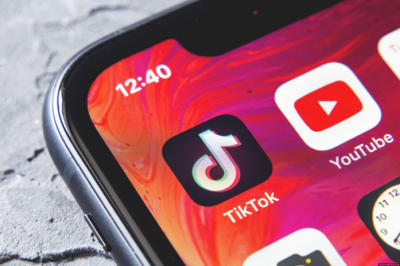 Соцсеть TikTok могут заблокировать в Кыргызстане