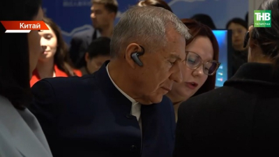 Роботы, виртуальная реальность и ИИ: Минниханов посетил высокотехнологичные предприятия Китая