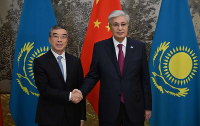 Токаев принял председателя Совета директоров Huawei Technologies Co. LTD