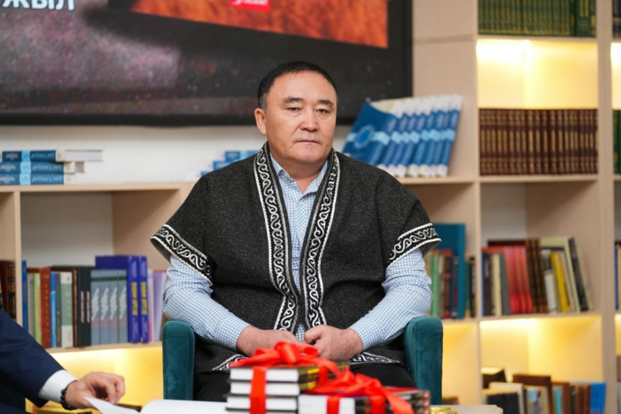 Презентация исторических романов "Жошы хан" и "Бату хан" состоялась в Семее