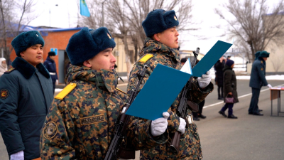 «Клянусь до последнего дыхания быть преданным народу...»