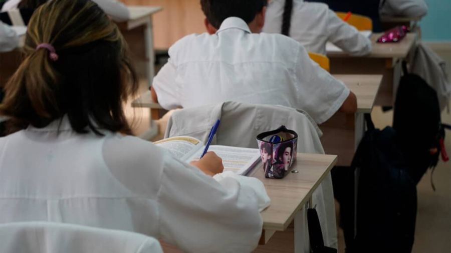 Школы Казахстана стали на 5% безопаснее