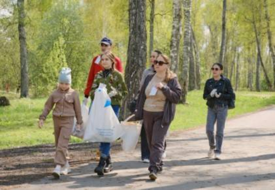 Более 100 тысяч татарстанцев приняли участие в уборке улиц