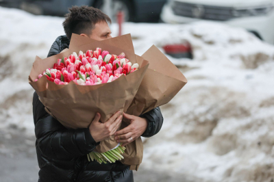 Стало известно, что хотят получить россиянки на 8 Марта
