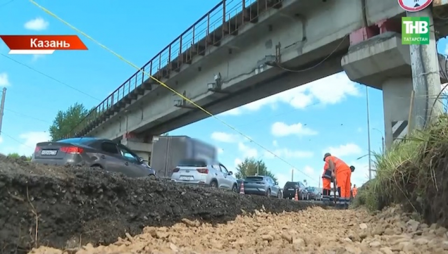 Почти на три месяца перекроют улицу Петра Витера в Казани