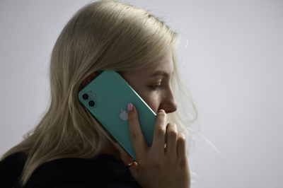 ФАС возбудила дело против Apple из-за отказа предустанавливать &laquo;Макс&raquo; и RuStore