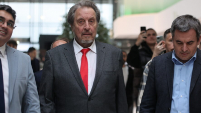 Эррол Маск призвал инвесторов не вкладывать деньги безрассудно 10/04/2026 &ndash; Новости