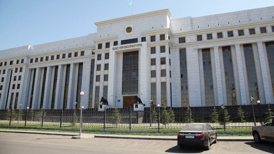 В восьми регионах Казахстана сменили прокуроров