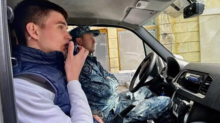 В Ялте прошел День открытых дверей полицейских машин