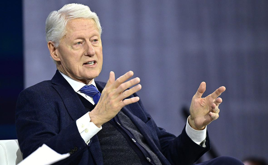 Клинтон заявил конгрессу США, что &laquo;ничего плохого не делал&raquo; с Эпштейном