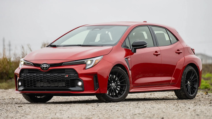 Toyota GR Corolla 2026 получила усиленный кузов и &laquo;трековый&raquo; звук
