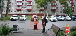 В Нижнекамске подростки напали на прохожего с газовым баллончиком