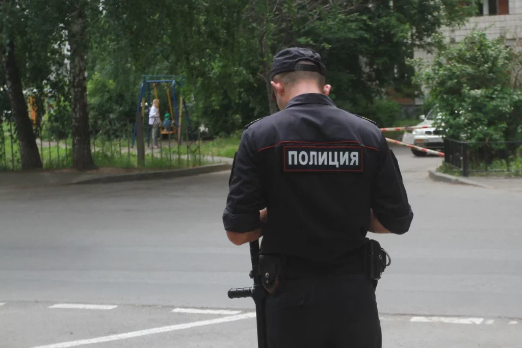 Молодой житель Татарстана едва не зарезал знакомого кухонным ножом