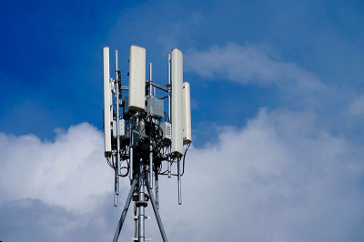 ЕК планирует использовать антенны 5G в качестве детекторов беспилотников