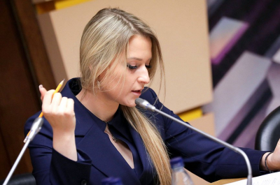 Жительница Кемеровской области с инвалидностью добилась возвращения сына с СВО
