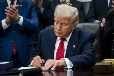 Трамп: США хотели бы заключить с Россией и Китаем соглашение о сокращении ядерных арсеналов