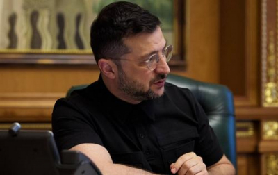 У НАБУ накопилось много материалов, компрометирующих Зеленского, заявил экс-премьер Азаров
