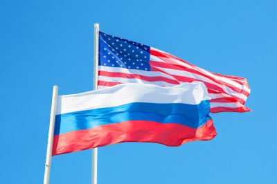 Делягин: конгрессмены США подарили депутатам ГД носки с изображением Трампа