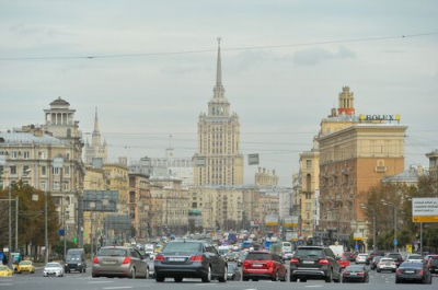 Решетников потребовал ускорить заселение в отели без паспорта через «Макс»