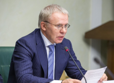 Фетисов раскритиковал Исинбаеву за отъезд из России