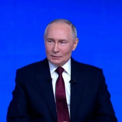 Путин закрепил особый статус и общественную значимость учителей